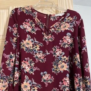 Women's Pink Republic Size Large